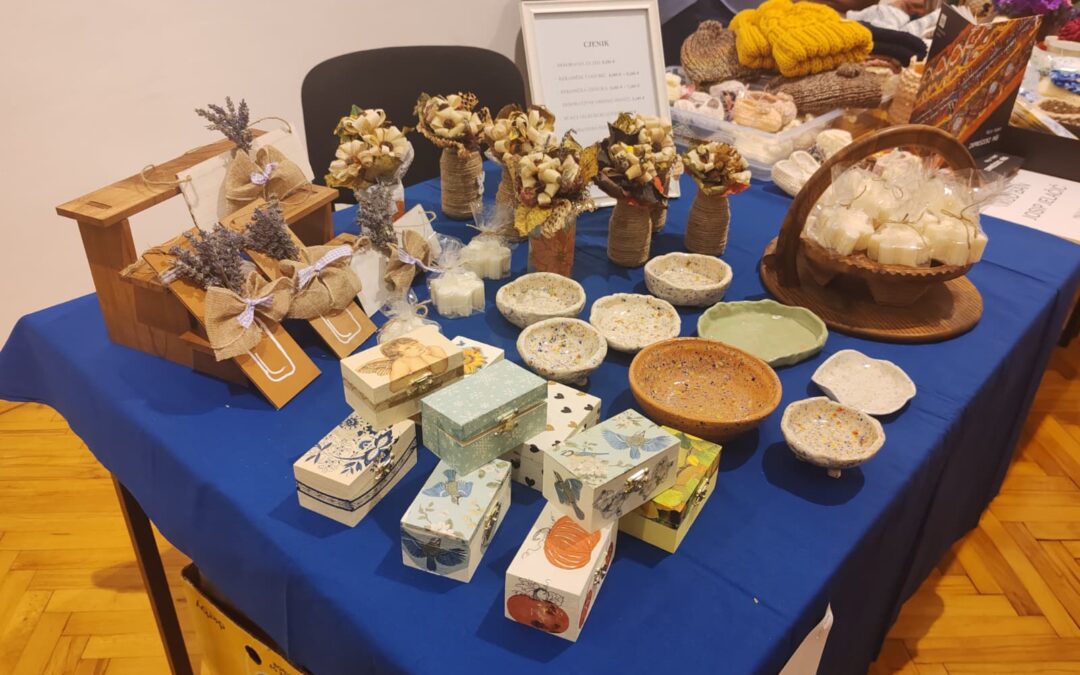 Regočeva gredica na adventskom sajmu u Brdovcu