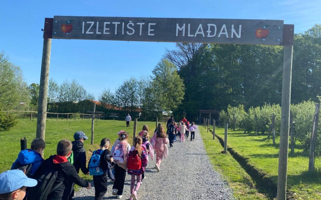 Veseli dan 1. a i 1. b u prirodi